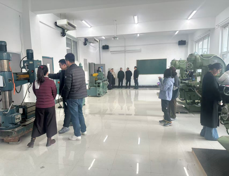 继续教育学院成功举办2025年先进制造与装备技术高级研修班 继续教育学院成功举办2025年先进制造与装备技术高级研修班